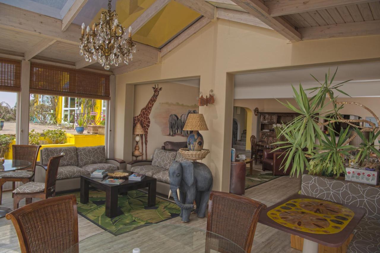 Lagoon Lodge Уолфиш-Бей Экстерьер фото